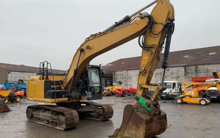 CATERPILLAR 320E  240419