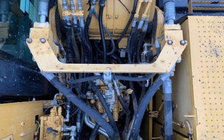 CATERPILLAR 320E  240419