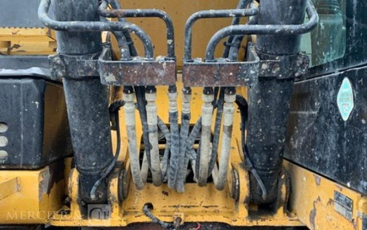 CATERPILLAR 320E  240419