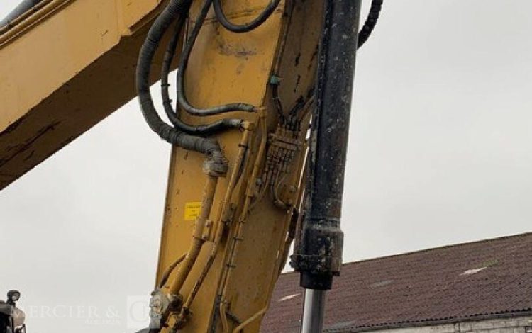 CATERPILLAR 320E  240419