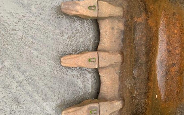 CATERPILLAR 320E  240419