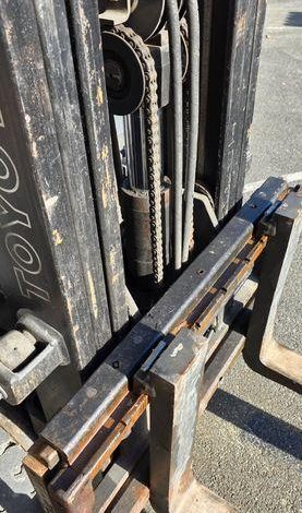 TOYOTA CHARIOT ELEVATEUR GAZ – 42-6FGF15 – CAPACITE 1,4T – 12465 H – EN DESIGNATION  20618