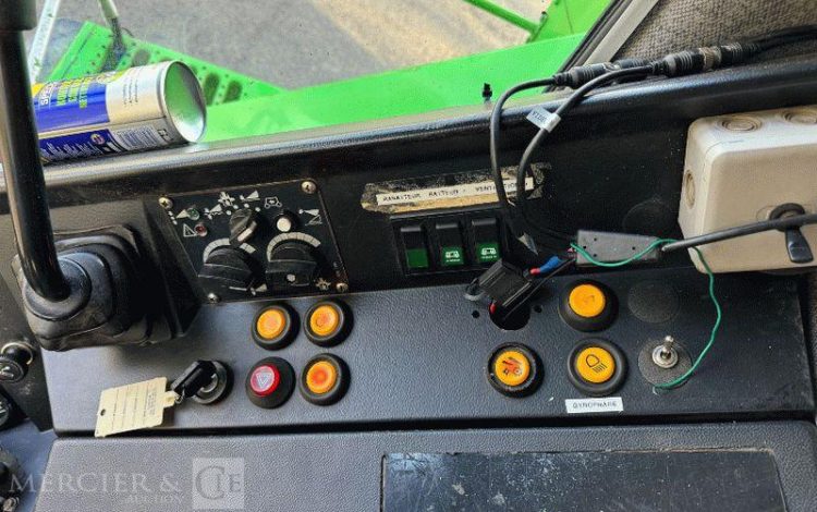 DEUTZ FAHR MOISSONEUSE BATTEUSE F8L513 TOP LINER 4080HTS – DIESEL – 3174 HEURES  4080HTS