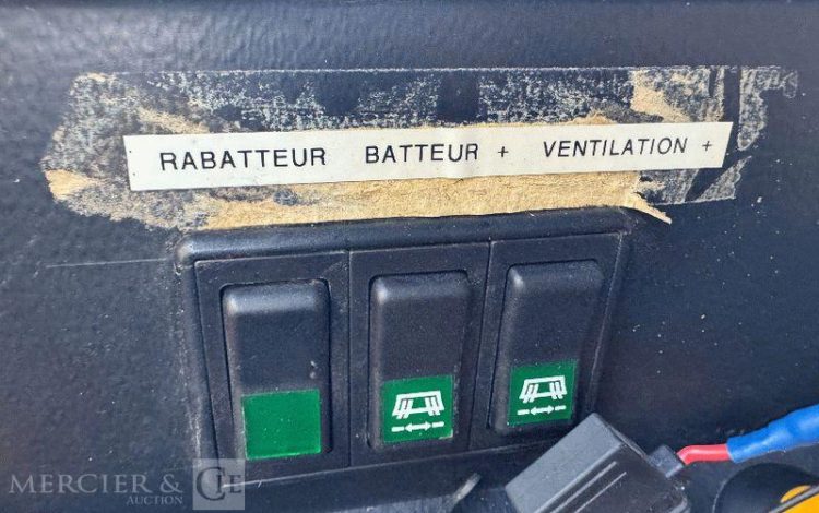 DEUTZ FAHR MOISSONEUSE BATTEUSE F8L513 TOP LINER 4080HTS – DIESEL – 3174 HEURES  4080HTS