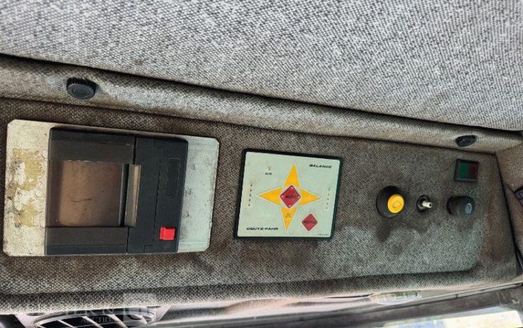 DEUTZ FAHR MOISSONEUSE BATTEUSE F8L513 TOP LINER 4080HTS – DIESEL – 3174 HEURES  4080HTS