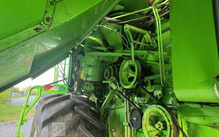 DEUTZ FAHR MOISSONEUSE BATTEUSE F8L513 TOP LINER 4080HTS – DIESEL – 3174 HEURES  4080HTS