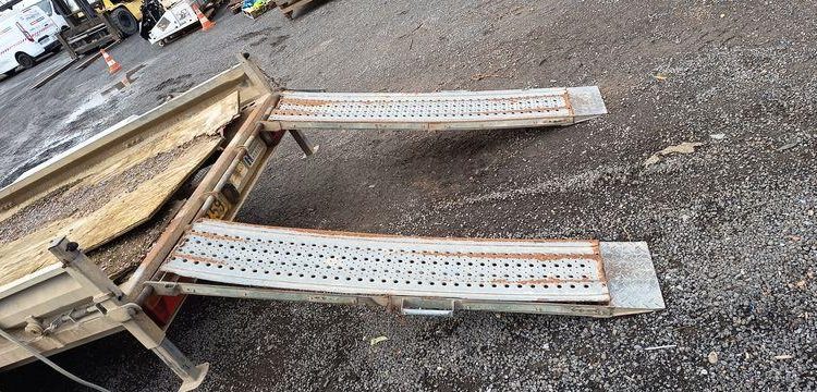 HUBIERE REMORQUE V 3500 TR PORTE ENGIN – 2 ESSIEUX – PTAC 3,5 TONNES –  689CGR59