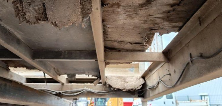 HUBIERE REMORQUE V 3500 TR PORTE ENGIN – 2 ESSIEUX – PTAC 3,5 TONNES –  689CGR59