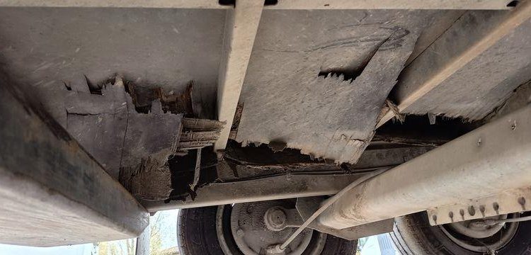 HUBIERE REMORQUE V 3500 TR PORTE ENGIN – 2 ESSIEUX – PTAC 3,5 TONNES –  689CGR59