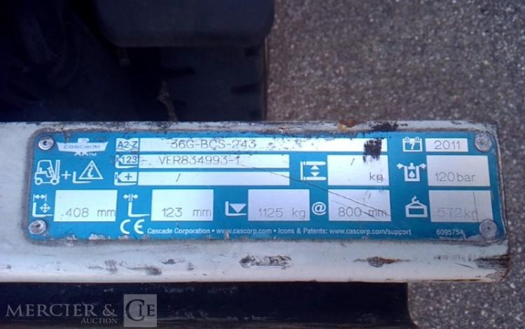 YALE CHARIOT MAT FRONTAL THERMIQUE AVEC PINCE A BALLE GLP25VX 1745H AN2021 JAUNE 7724V