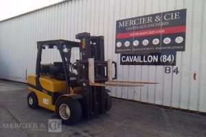 YALE CHARIOT MAT FRONTAL THERMIQUE A GAZ GLP35VX 606H AN2022 JAUNE 8292W