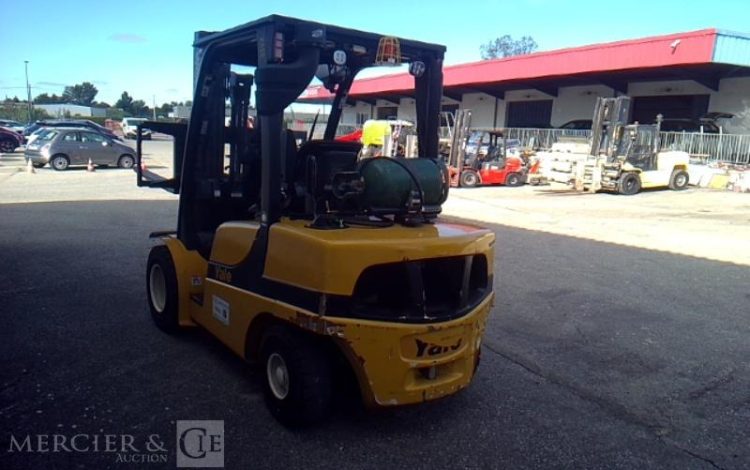 YALE CHARIOT MAT FRONTAL THERMIQUE A GAZ GLP35VX 606H AN2022 JAUNE 8292W