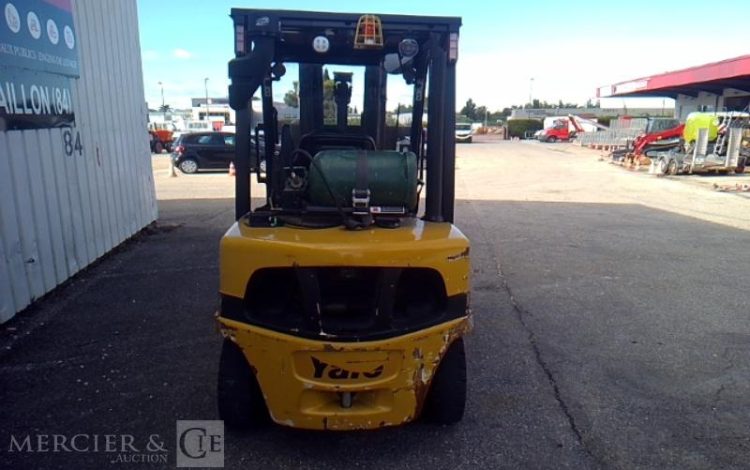 YALE CHARIOT MAT FRONTAL THERMIQUE A GAZ GLP35VX 606H AN2022 JAUNE 8292W