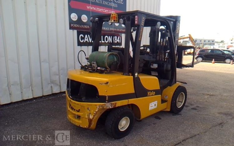 YALE CHARIOT MAT FRONTAL THERMIQUE A GAZ GLP35VX 606H AN2022 JAUNE 8292W