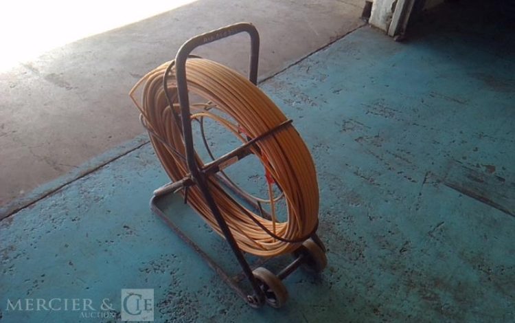 GENERIQUE AIGUILLE FIBRE VERRE 9MM/150M NOIR AIG011893