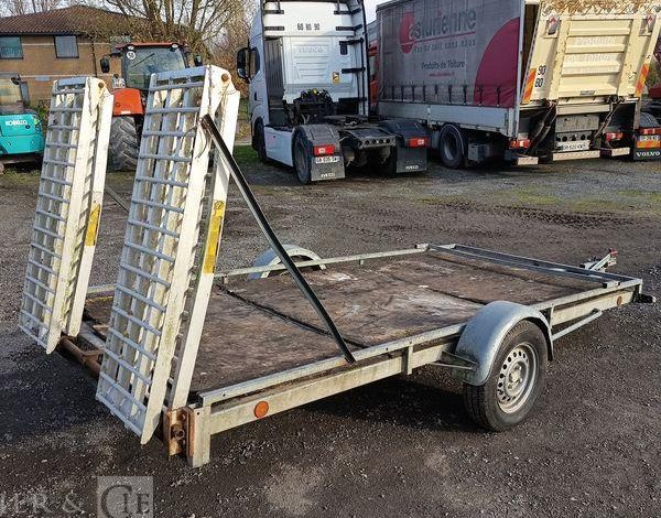 UFAC REMORQUE PLATEAU – 1 ESSIEU – PTAC : 750 KGS – ANNEE 2010  AP-335-PQ