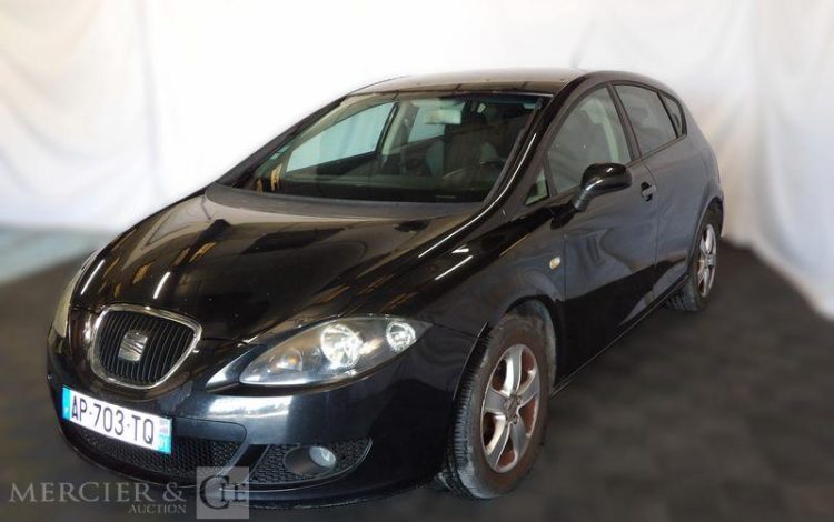 SEAT LEON 1.9 TDI 105 REFERENCE NOIR AP-703-TQ