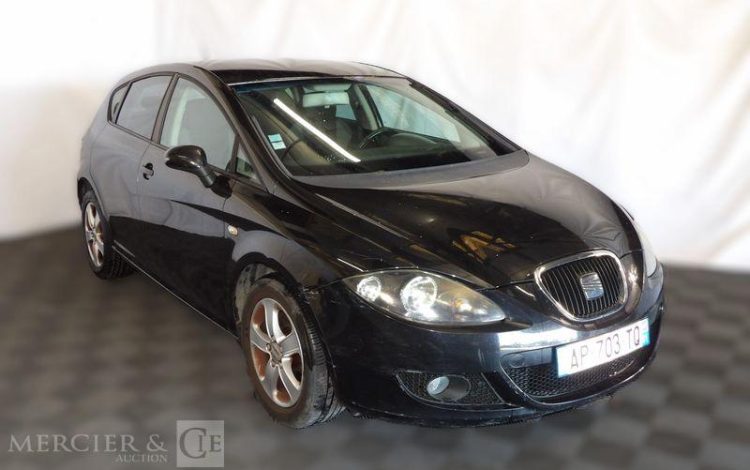 SEAT LEON 1.9 TDI 105 REFERENCE NOIR AP-703-TQ