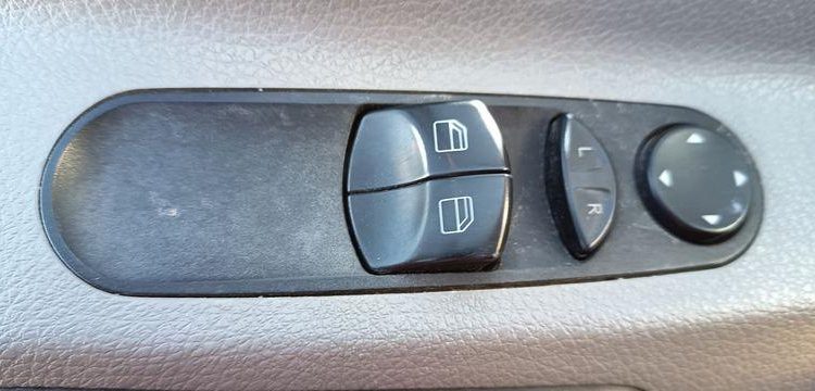 MERCEDES SPRINTER II 906.633 310CDI 37 2.2 D DPF FOURGON MOYEN TOLE 3.5T 95 CV –  AN 2010 BLANC BA-111-TD