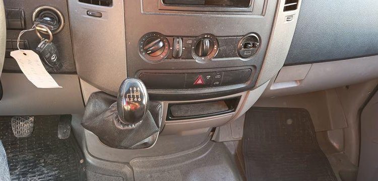 MERCEDES SPRINTER II 906.633 310CDI 37 2.2 D DPF FOURGON MOYEN TOLE 3.5T 95 CV –  AN 2010 BLANC BA-111-TD