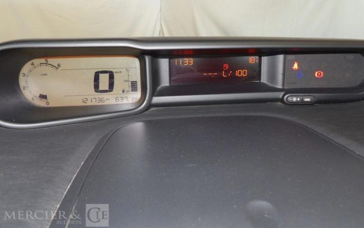 CITROEN C3 PICASSO 1.6 HDI 110CH EXCLUSIVE BLACK PACK GRIS BA-550-EW