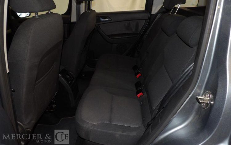 SKODA YETI 1.2 TSI 105CH AMBITION 4X2 GRIS BQ-305-WM