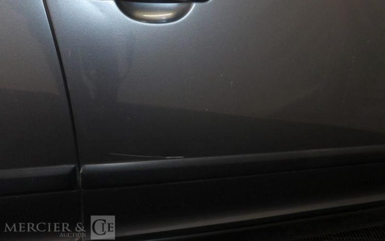 SKODA YETI 1.2 TSI 105CH AMBITION 4X2 GRIS BQ-305-WM