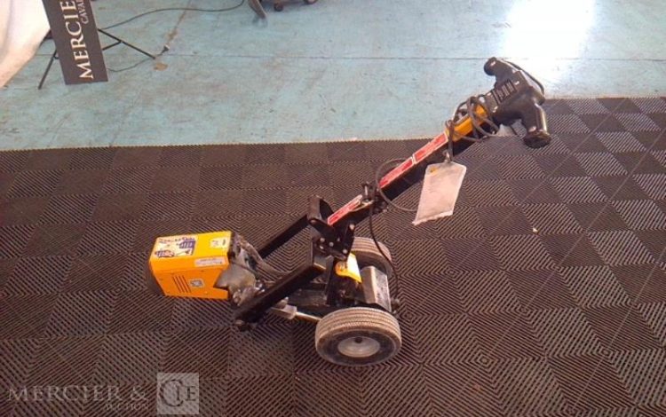 BRISEUR DE CARRELAGE SUR CHARIOT  BRI010158