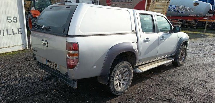 MAZDA BT50 PICKUP 2.5 MRZ-CD 4×4  DOUBLE CABINE 143CV – DIESEL 261179 KMS – ANNEE 2007 GRIS BV-889-SW