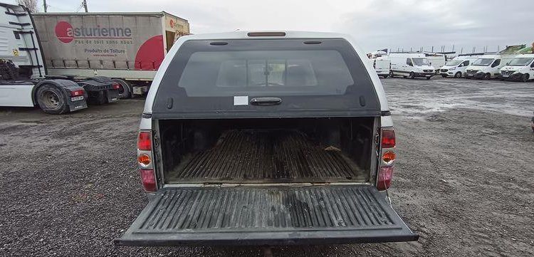 MAZDA BT50 PICKUP 2.5 MRZ-CD 4×4  DOUBLE CABINE 143CV – DIESEL 261179 KMS – ANNEE 2007 GRIS BV-889-SW