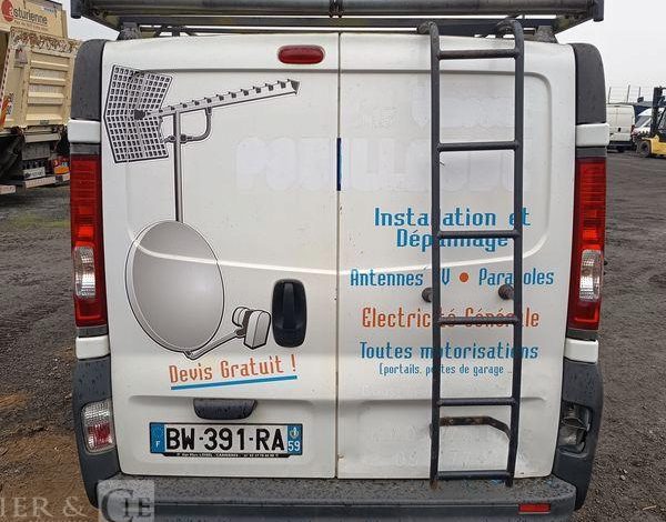 RENAULT TRAFIC II FOURGON PHASE 2 L1H1 1000kg 2.0 DCi 16V FAP 115 CV – DIESEL – AN 2011 BLANC BW-391-RA