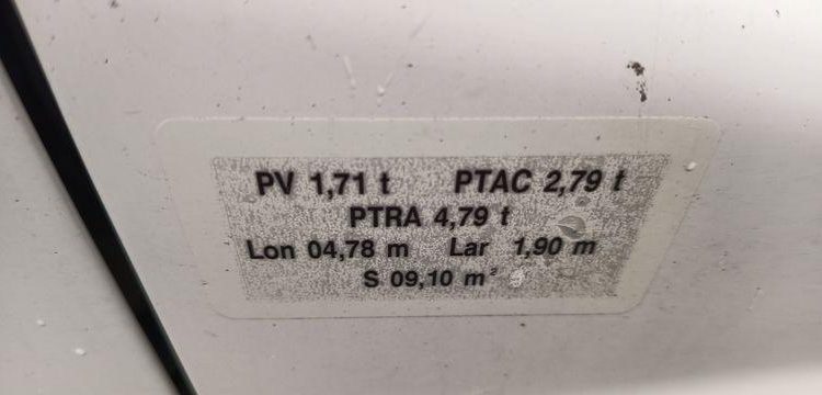 RENAULT TRAFIC II FOURGON PHASE 2 L1H1 1000kg 2.0 DCi 16V FAP 115 CV – DIESEL – AN 2011 BLANC BW-391-RA