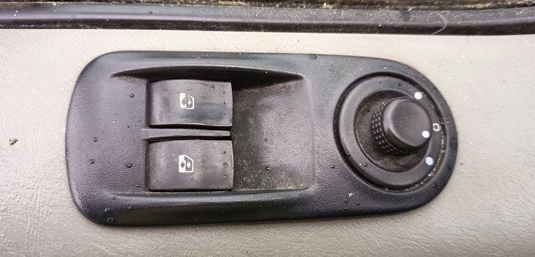 RENAULT TRAFIC II FOURGON PHASE 2 L1H1 1000kg 2.0 DCi 16V FAP 115 CV – DIESEL – AN 2011 BLANC BW-391-RA