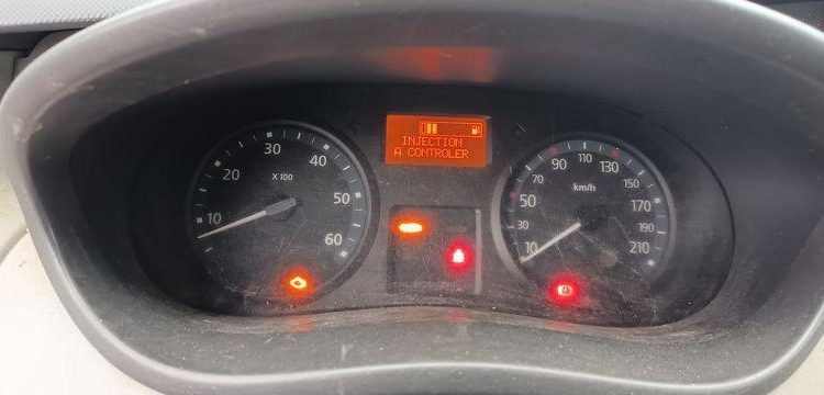 RENAULT TRAFIC II FOURGON PHASE 2 L1H1 1000kg 2.0 DCi 16V FAP 115 CV – DIESEL – AN 2011 BLANC BW-391-RA