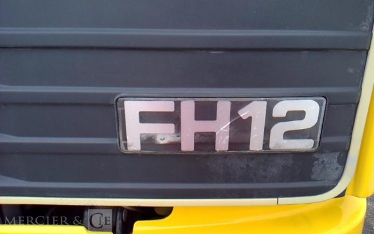 VOLVO CAMION FH12 PLATEAU GRUE 6X4  PTAC 26T JAUNE CA-695-QM