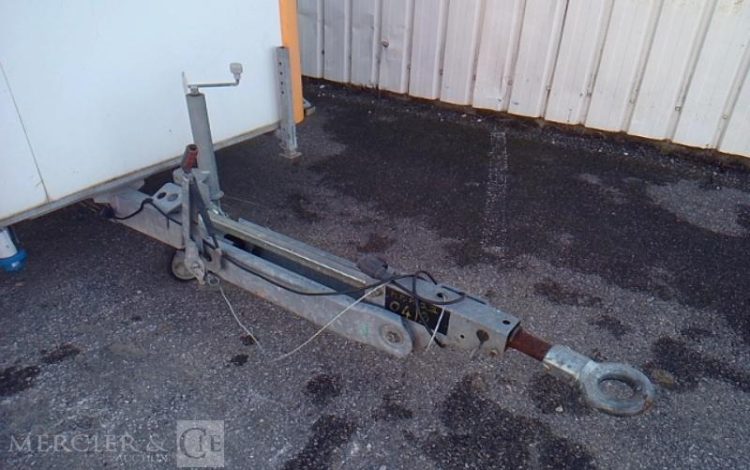 CNSE ABRI CHANTIER 9M2 ISOLE + WC  CF-798-PH