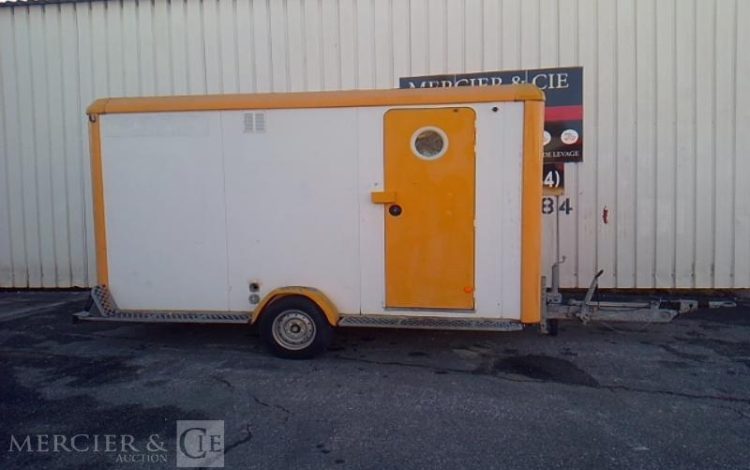 CNSE ABRI CHANTIER 9M2 ISOLE + WC  CF-798-PH