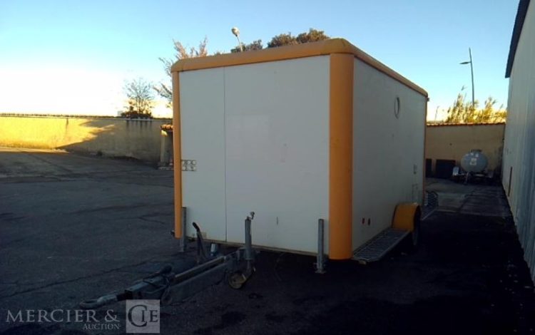 CNSE ABRI CHANTIER 9M2 ISOLE + WC  CF-798-PH