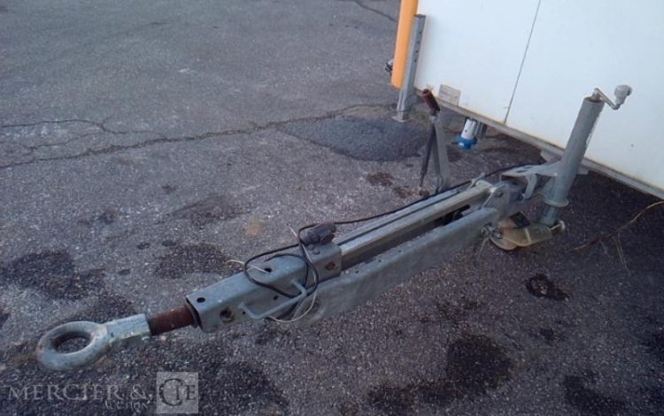 CNSE ABRI CHANTIER 9M2 ISOLE + WC  CF-798-PH