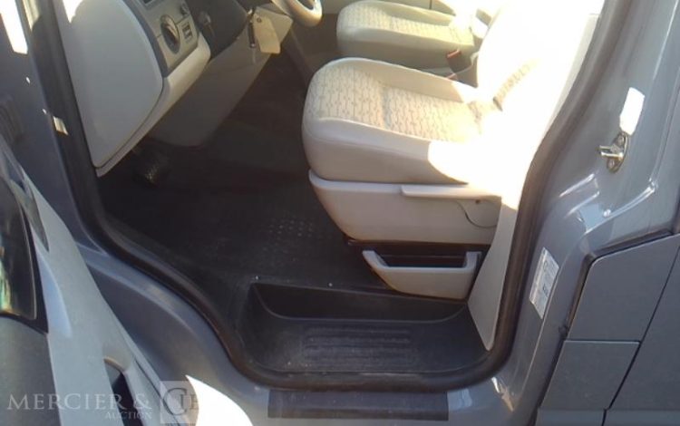 VOLKSWAGEN TRANSPORTER  CG-344-LQ