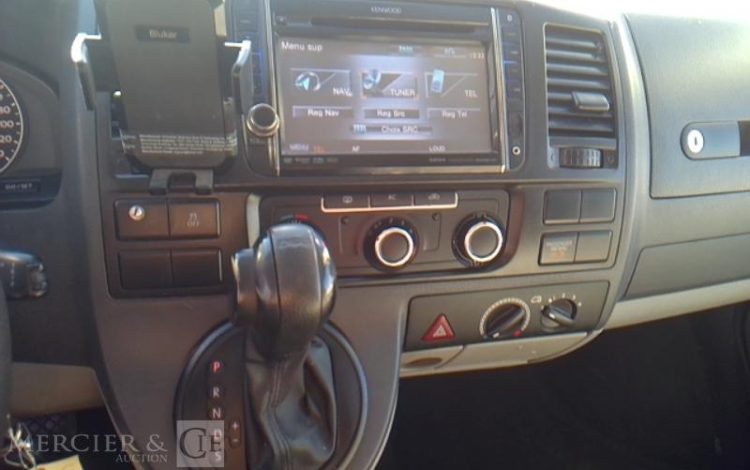 VOLKSWAGEN TRANSPORTER  CG-344-LQ