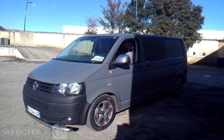 VOLKSWAGEN TRANSPORTER  CG-344-LQ