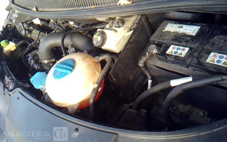 VOLKSWAGEN TRANSPORTER  CG-344-LQ