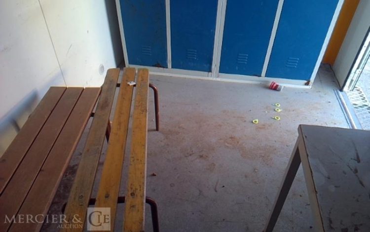 CNSE ABRI CHANTIER 9M2 ISOLE + WC  CL-533-SG