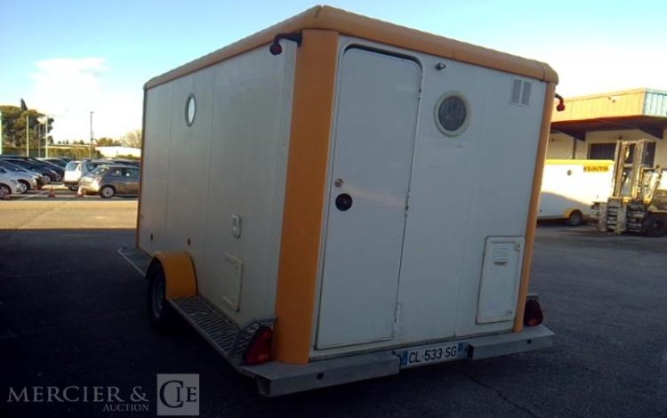 CNSE ABRI CHANTIER 9M2 ISOLE + WC  CL-533-SG