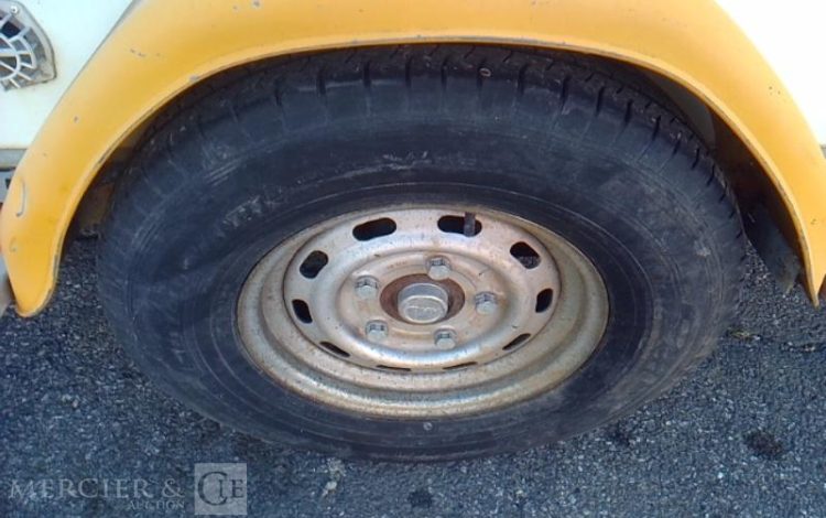 CNSE ABRI CHANTIER 9M2 ISOLE + WC  CL-533-SG