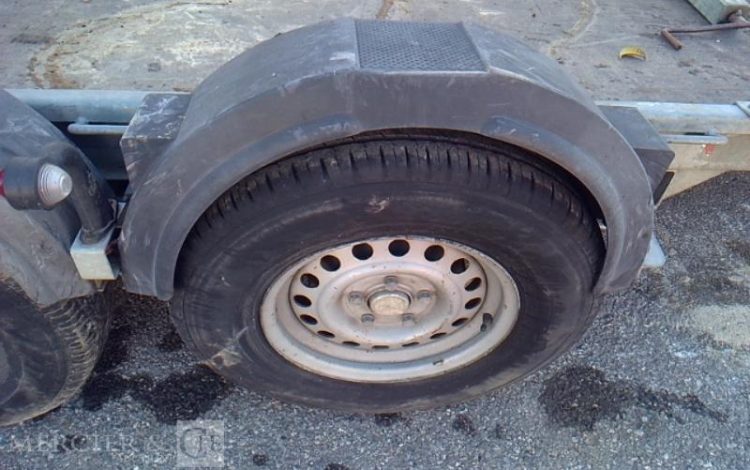 HUBIERE REMORQUE PORTE ENGIN 3T5  CQ-407-WQ