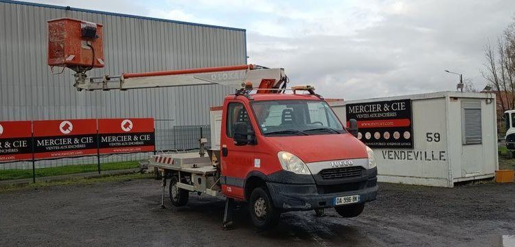 MULTITEL NACELLE 16M SUR VL LEGER  DA-996-BK