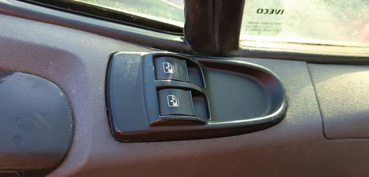 IVECO NACELLE 18M SUR VL LEGER  DD-006-AG