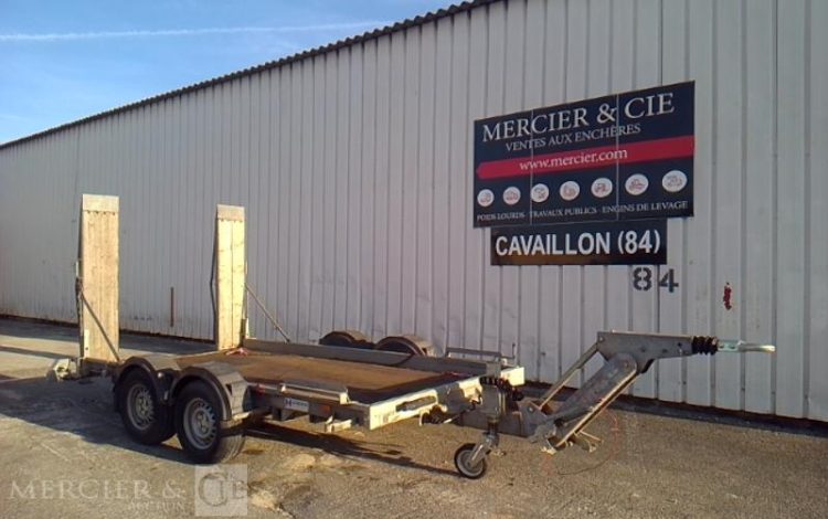 HUBIERE REMORQUE PORTE ENGIN 3T5  DE-797-NY